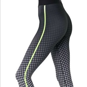 Ultracor checkered legging with matching bra